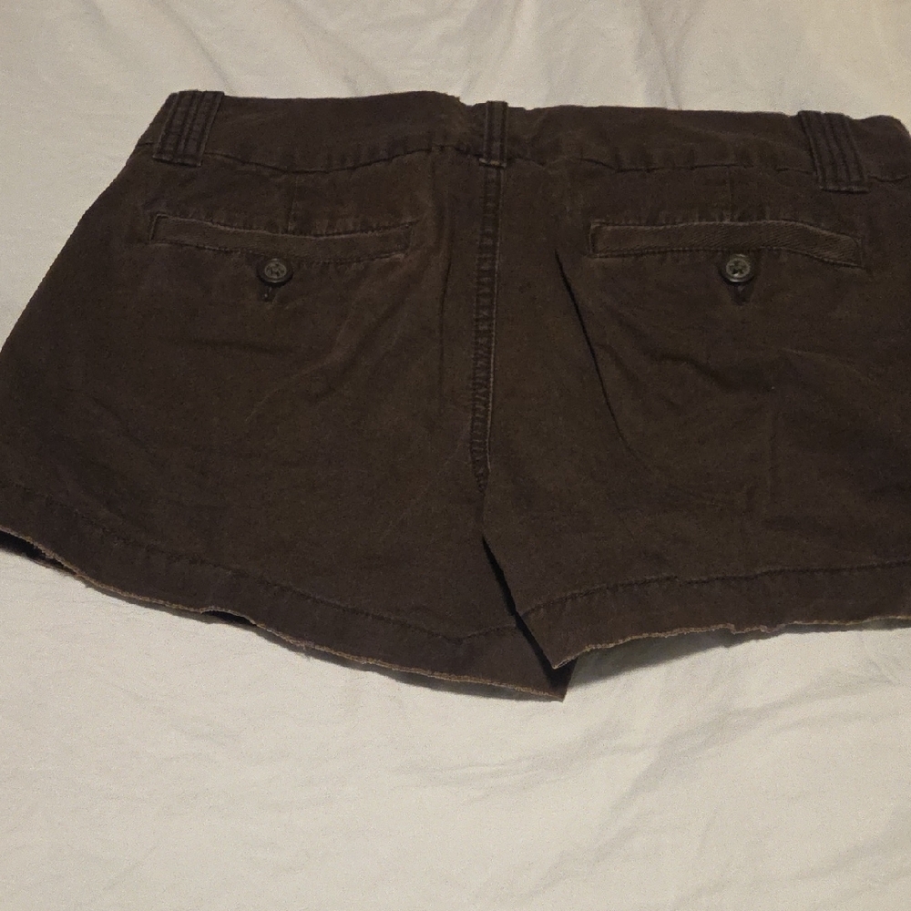 Old Navy Brown Women's Jean Shorts - Picture 5 of 7